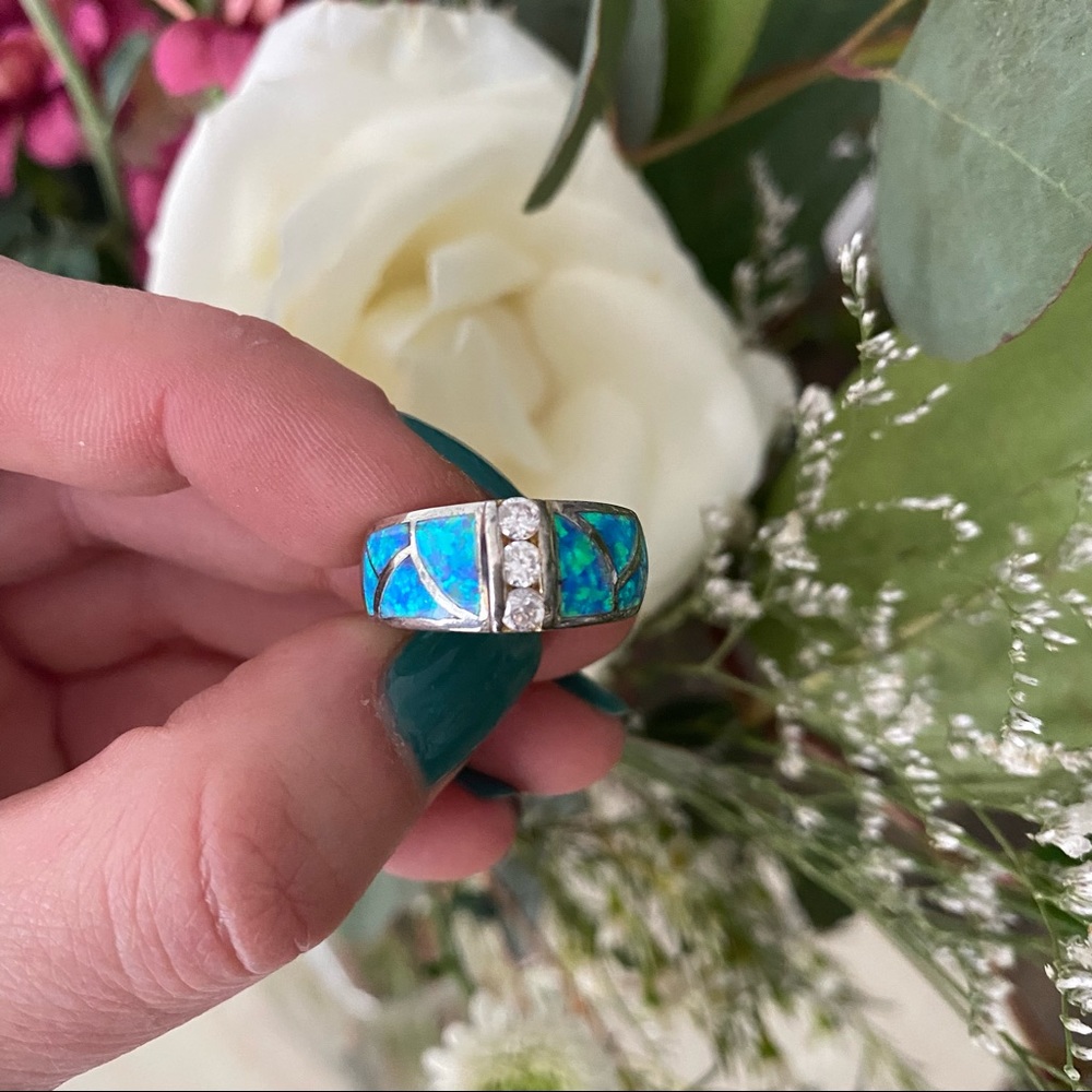 Vintage 925 Sterling Silver Blue Fire Opal Ring - Picture 12 of 12